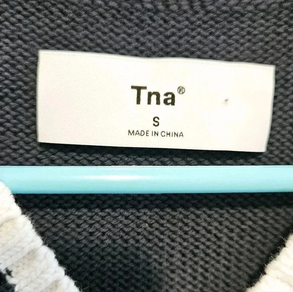 TNA Navy and White Cropped Knit Vest - Picture 3 of 11